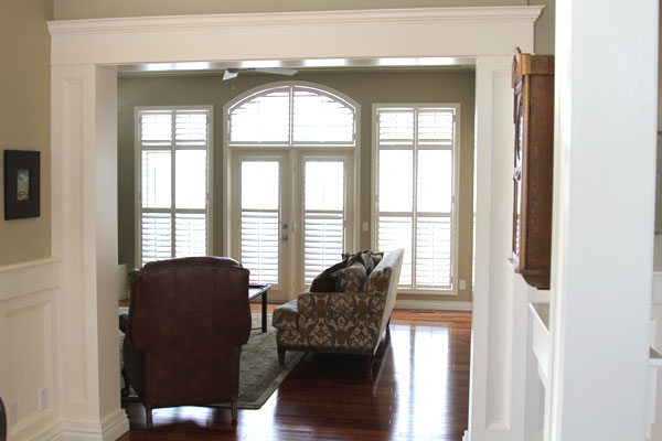 How to Choose the Perfect Custom Plantation Shutters